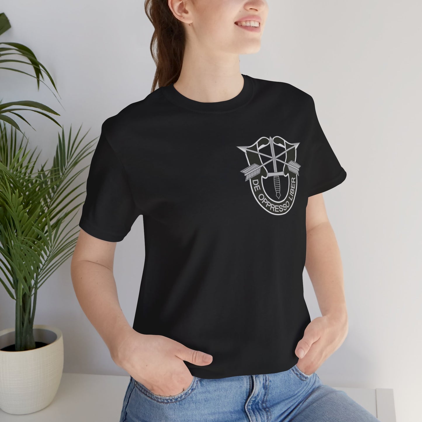U.S. Army Special Forces T-Shirt | De Oppresso Liber